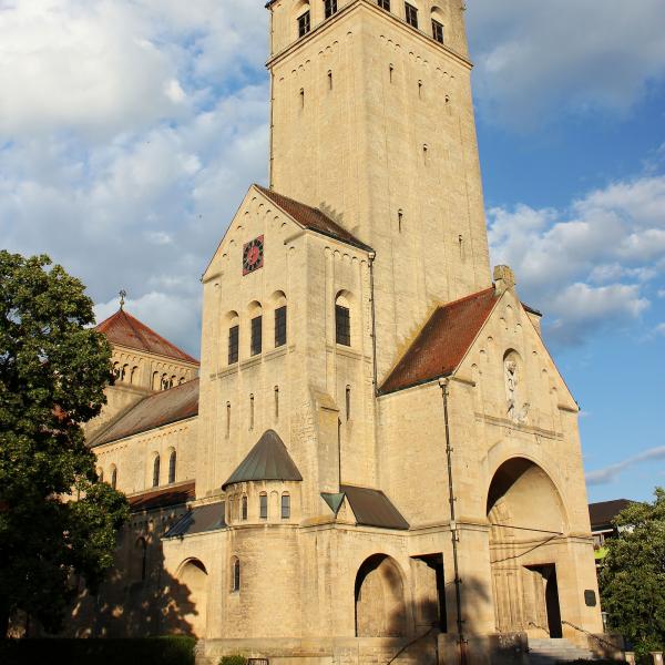 Herz-Jesu Kirche (Singen, Germany)